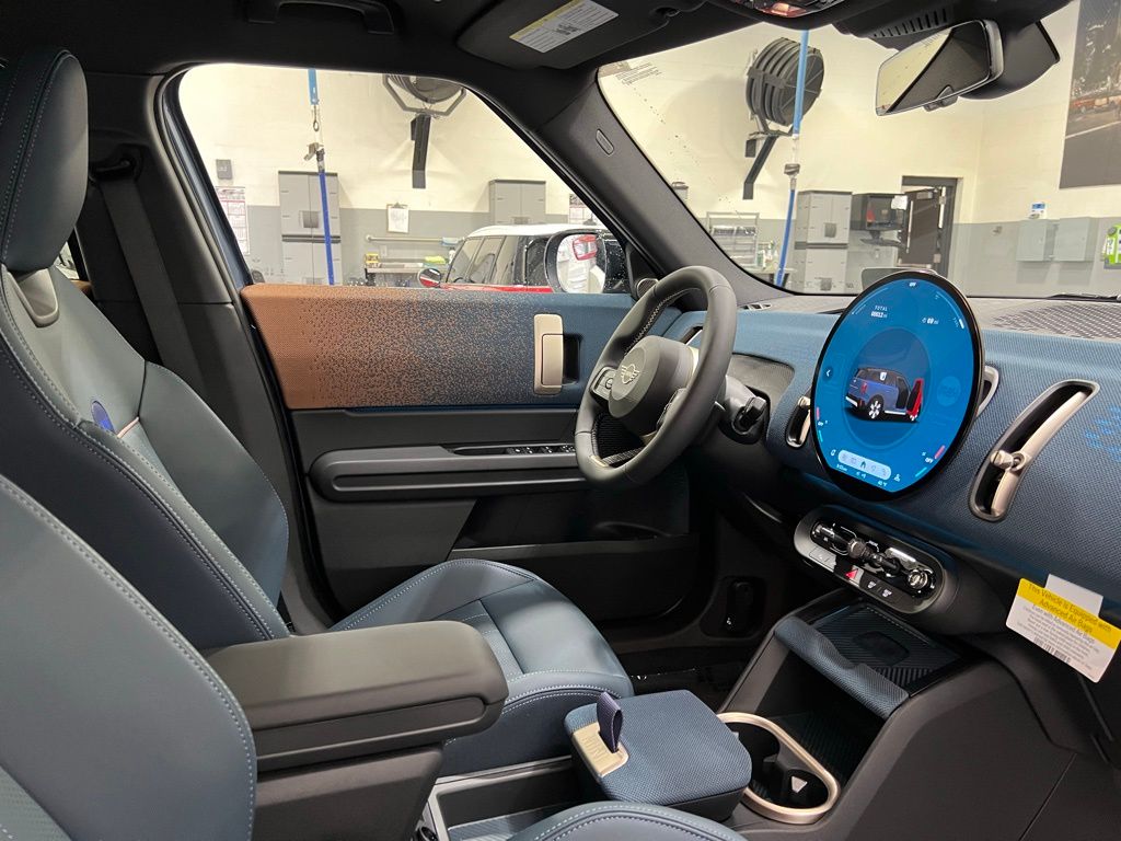 Thumbnail: 2025 MINI Cooper Countryman - 27