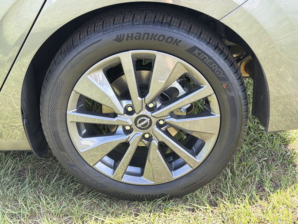 New 2026 Nissan Sentra Sedan