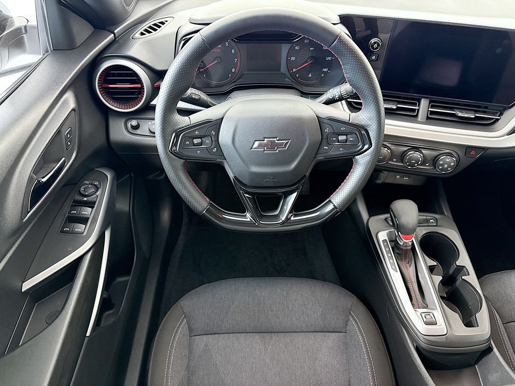 Thumbnail: 2024 Chevrolet Trax - 10