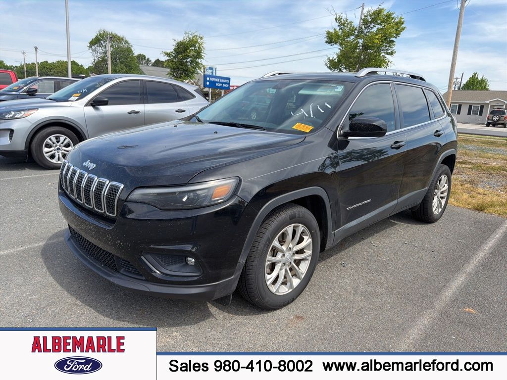 Diamond Black Crystal Pearlcoat 2019 Jeep Cherokee Latitude FWD SUV / Crossover Front-Wheel Drive 9-Speed Automatic