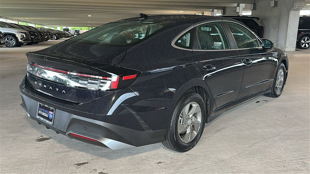2026 Hyundai Sonata SE - 11
