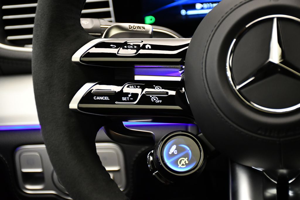 Thumbnail: 2026 Mercedes-Benz GLE - 24