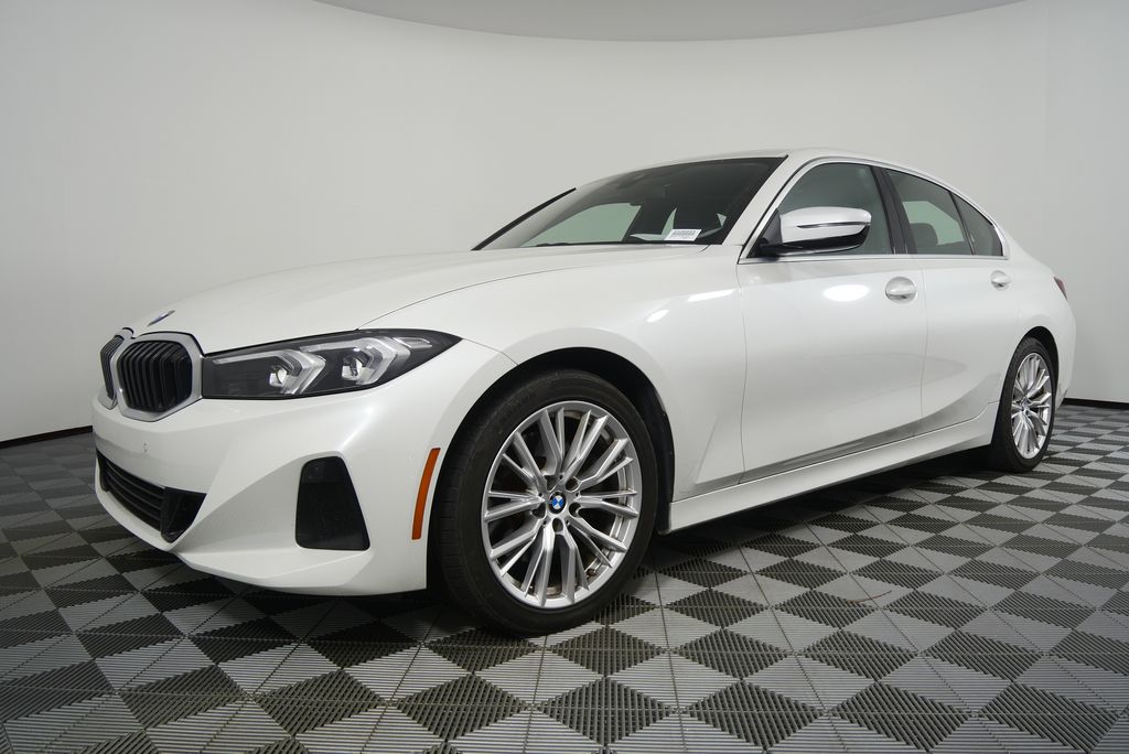 Thumbnail: 2024 BMW 3 Series - 8