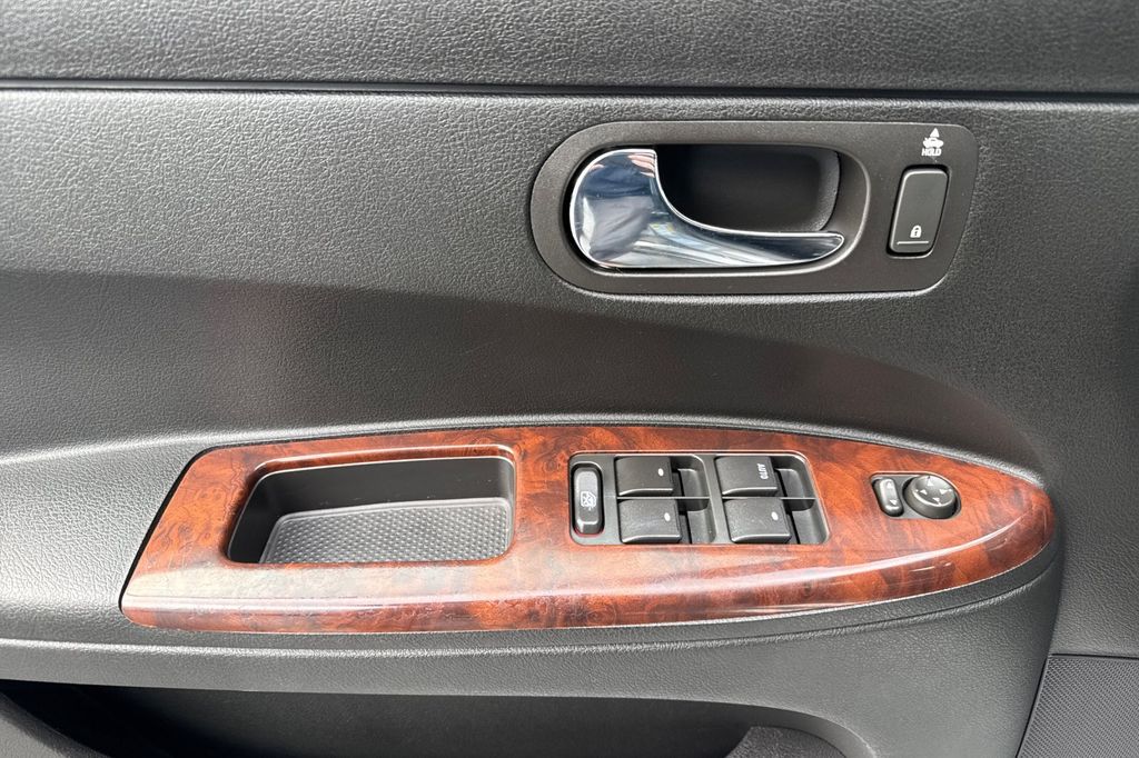 used 2007 Buick LaCrosse car, priced at $11,995