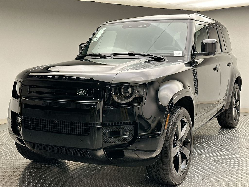 2025 Land Rover Defender 110 Hero Image