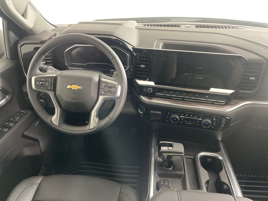 2024 Chevrolet Silverado 1500 LTZ 12