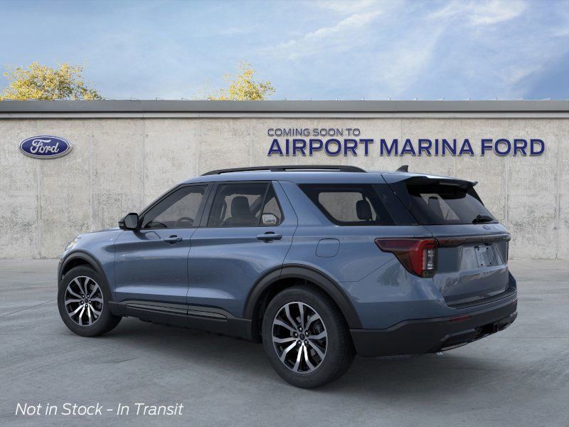 2025 Ford Explorer ST-Line 5