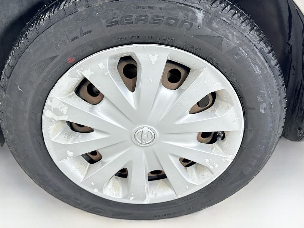 Used Car 2015 Nissan Versa  1.6 S Plus For Sale Under $10,000 In Austin, Texas