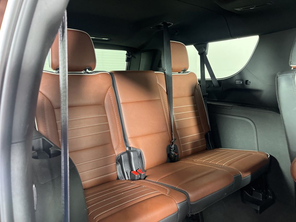 Thumbnail: 2024 GMC Yukon XL - 14