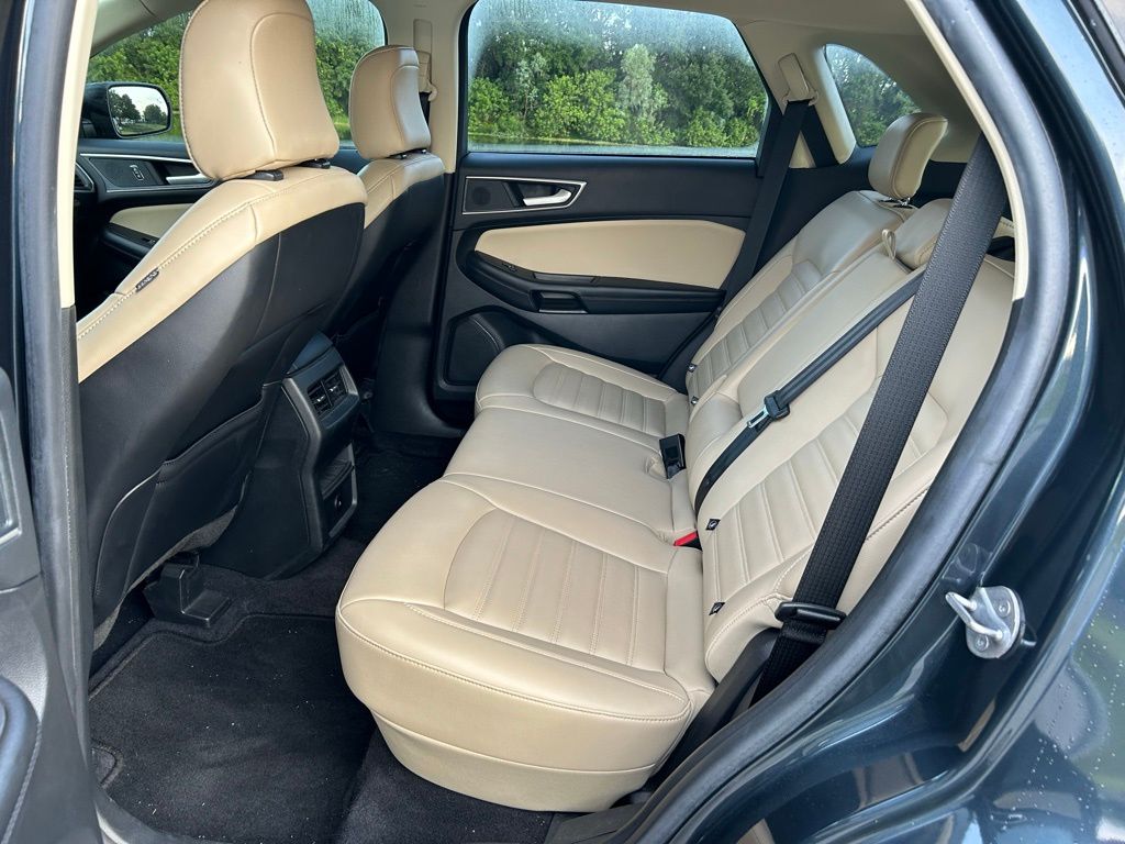 2023 Ford Edge SEL 13