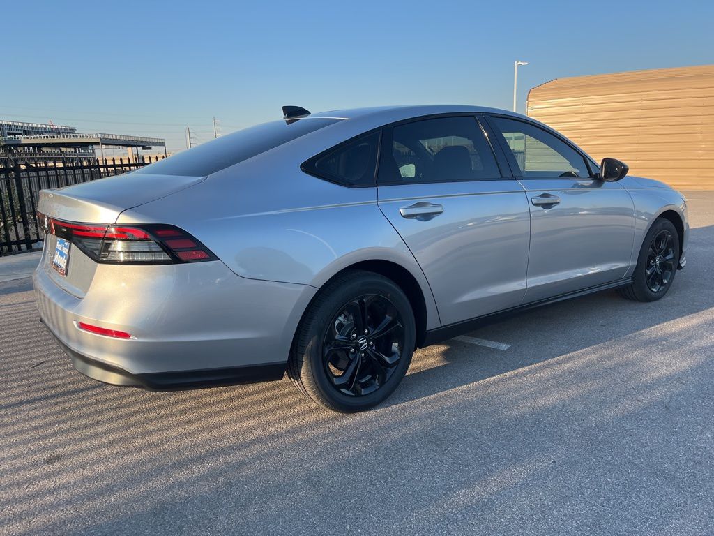 Thumbnail: 2025 Honda Accord - 3