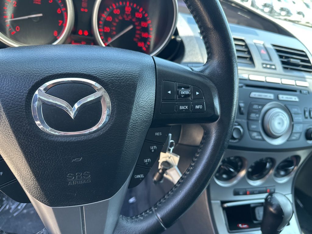 Thumbnail: 2010 Mazda Mazda3 - 17
