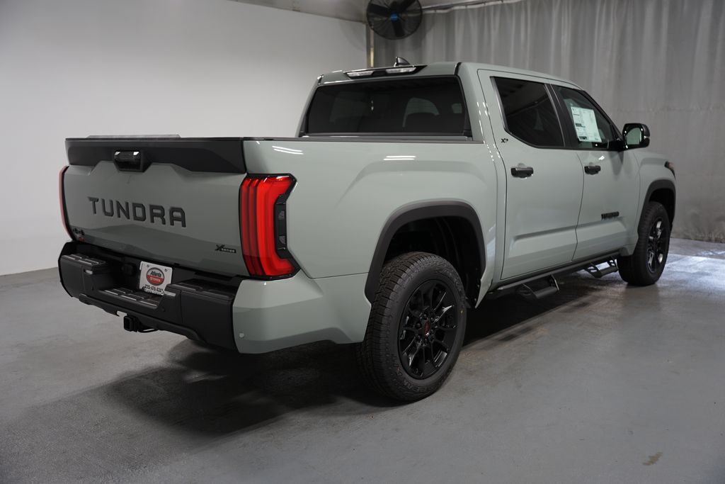 2025 Toyota Tundra SR5 8