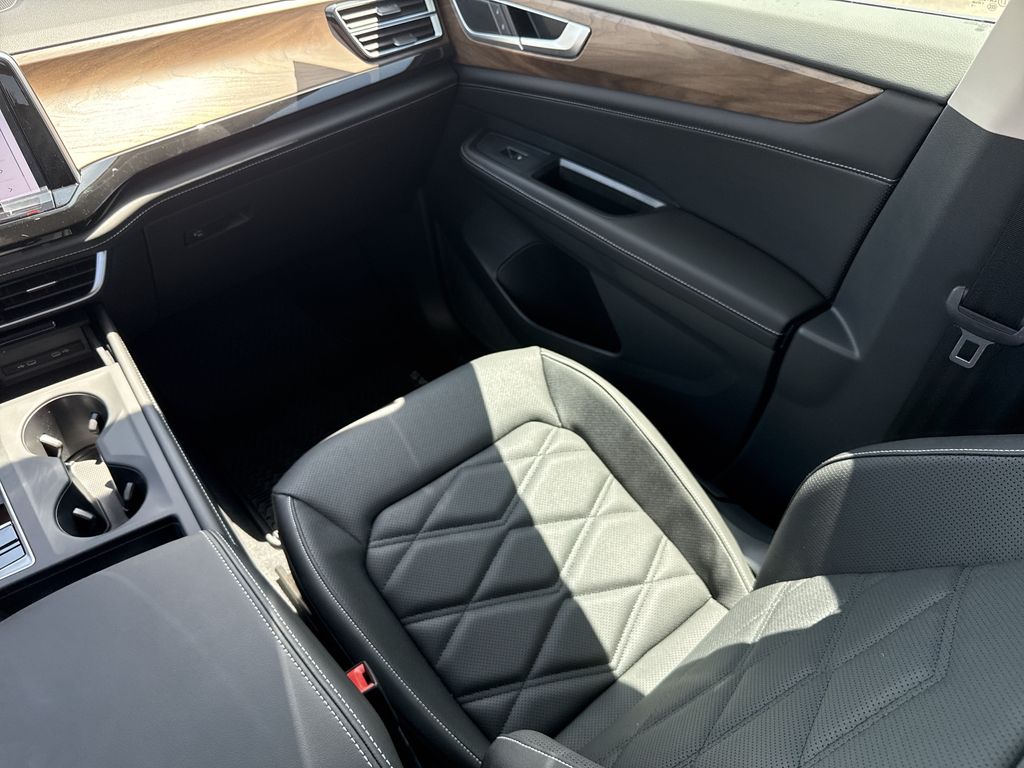 2026 Volkswagen Atlas 2.0T SE White at DeMontrond Auto Country