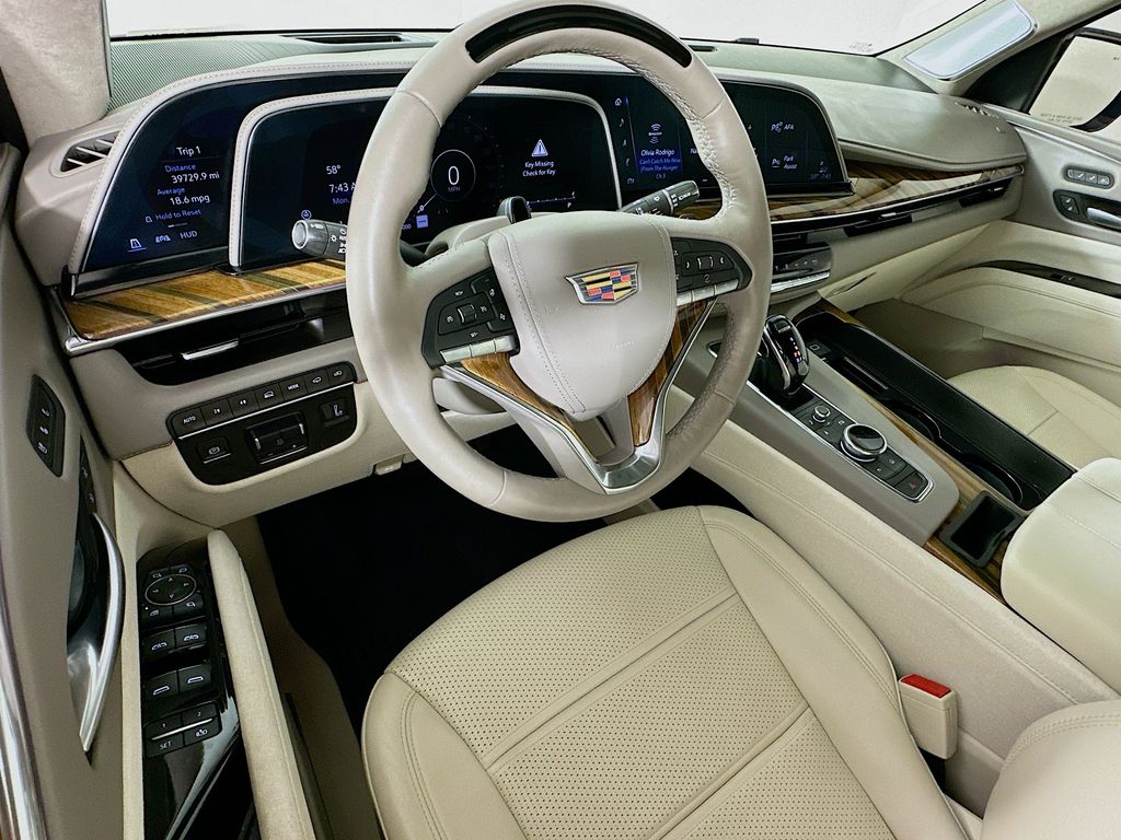 2023 Cadillac Escalade Premium Luxury Platinum 9