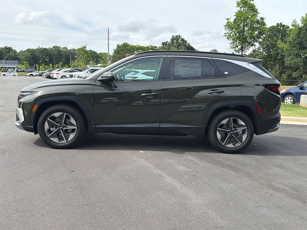 New 2026 Green Hyundai SEL image 2