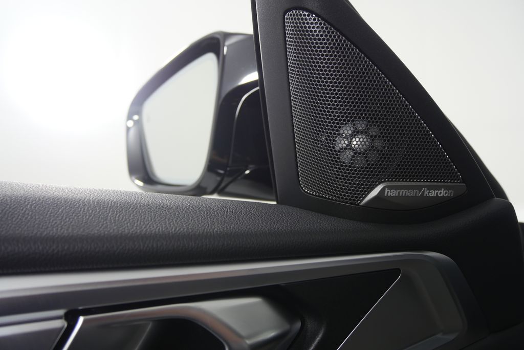 Thumbnail: 2026 BMW M4 - 12