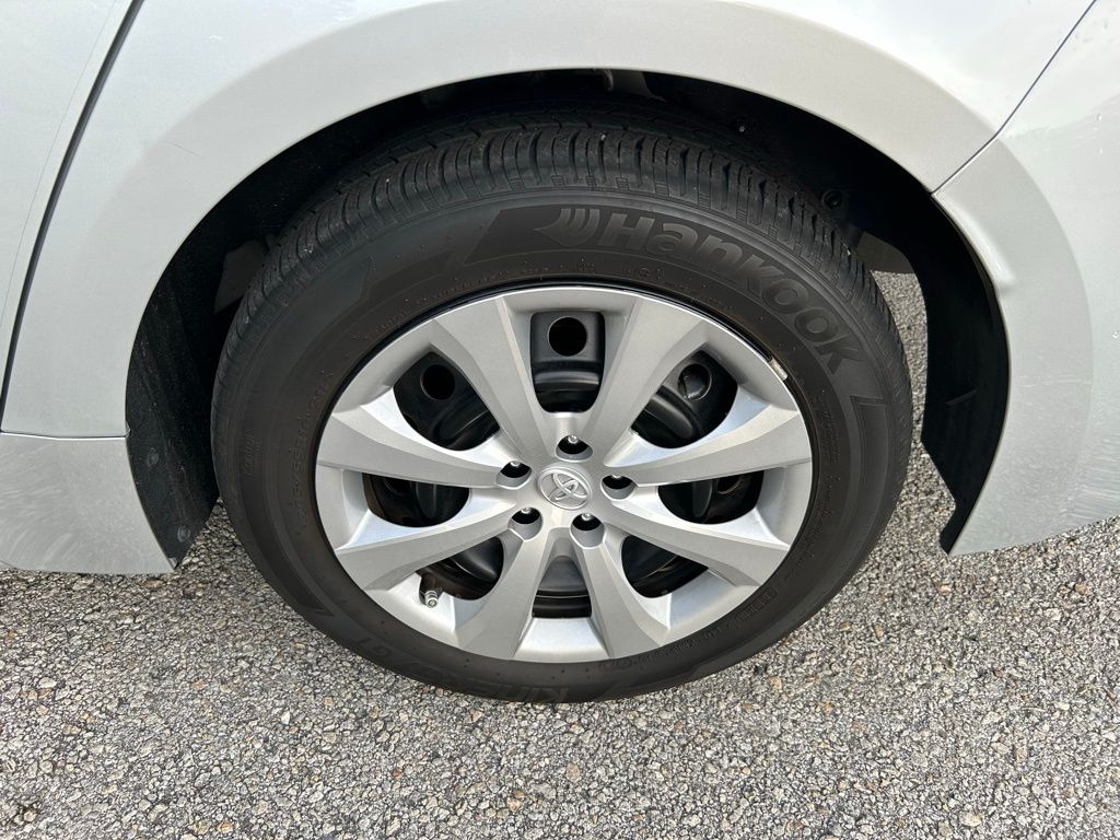 2024 Toyota Corolla LE 9