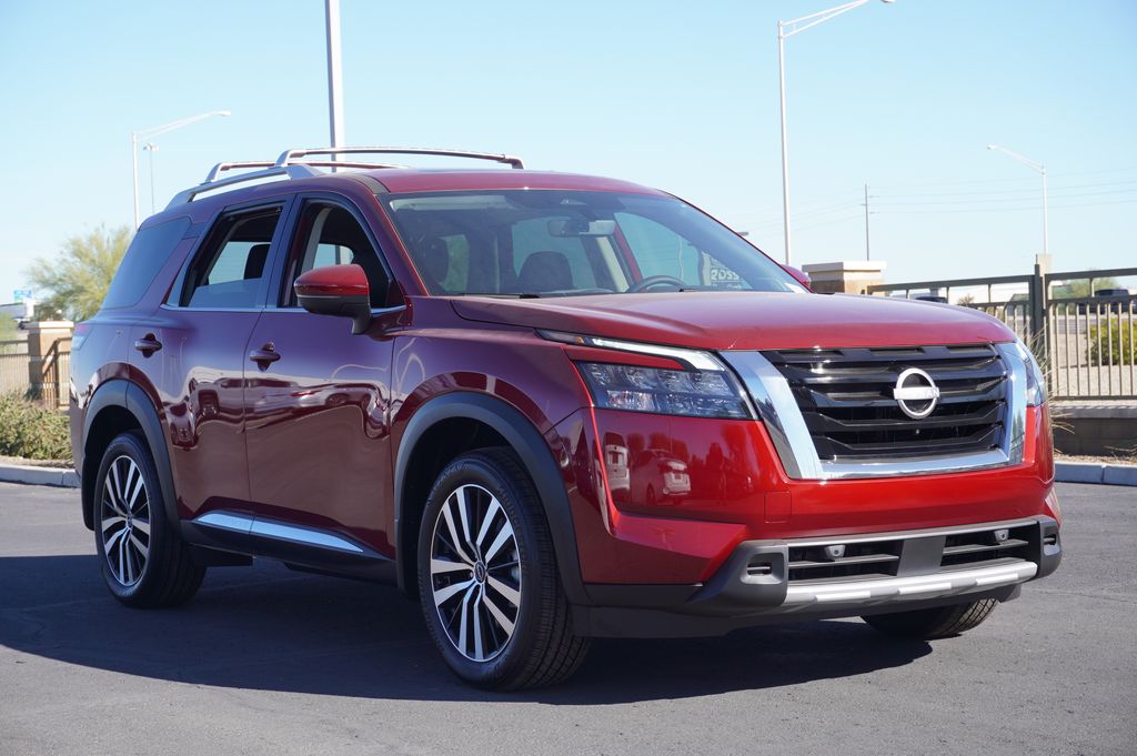 2025 Nissan Pathfinder Platinum 4