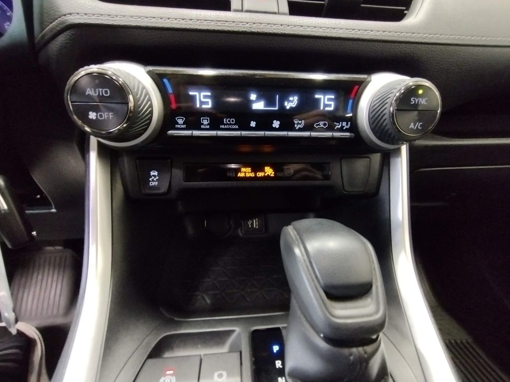 2023 Toyota RAV4 Hybrid LE