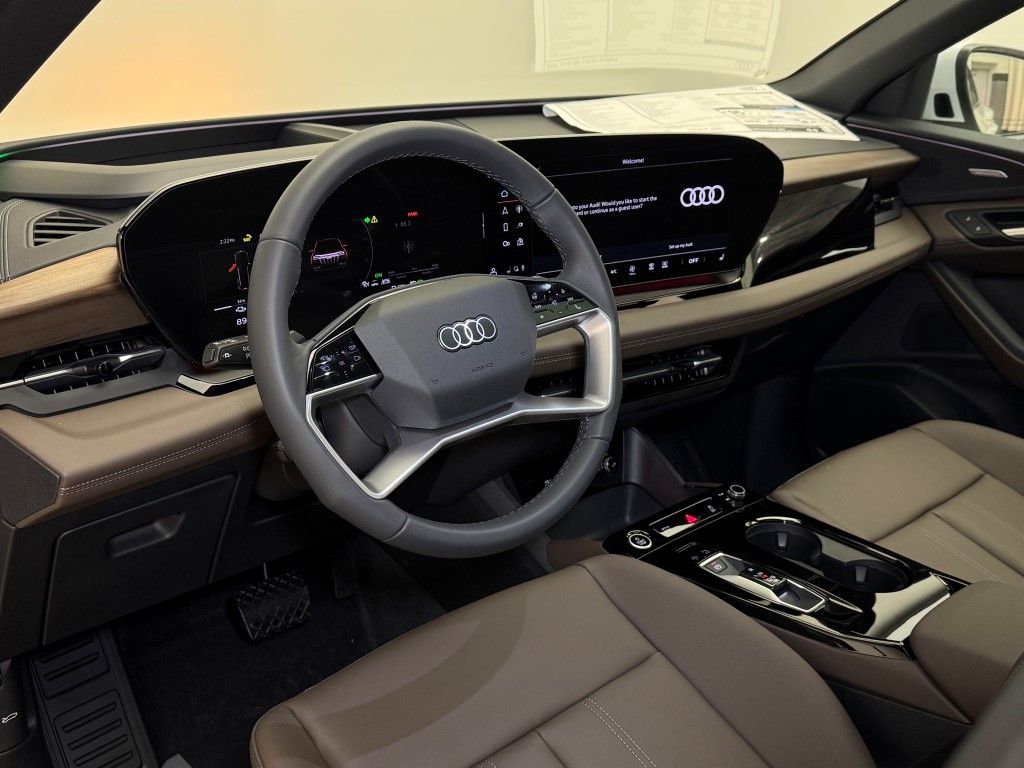 2025 Audi e-tron Premium 26