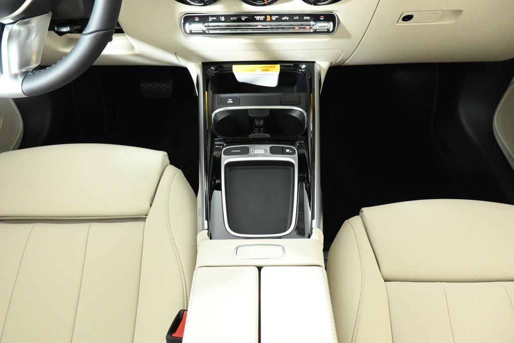 Thumbnail: 2026 Mercedes-Benz GLB - 19