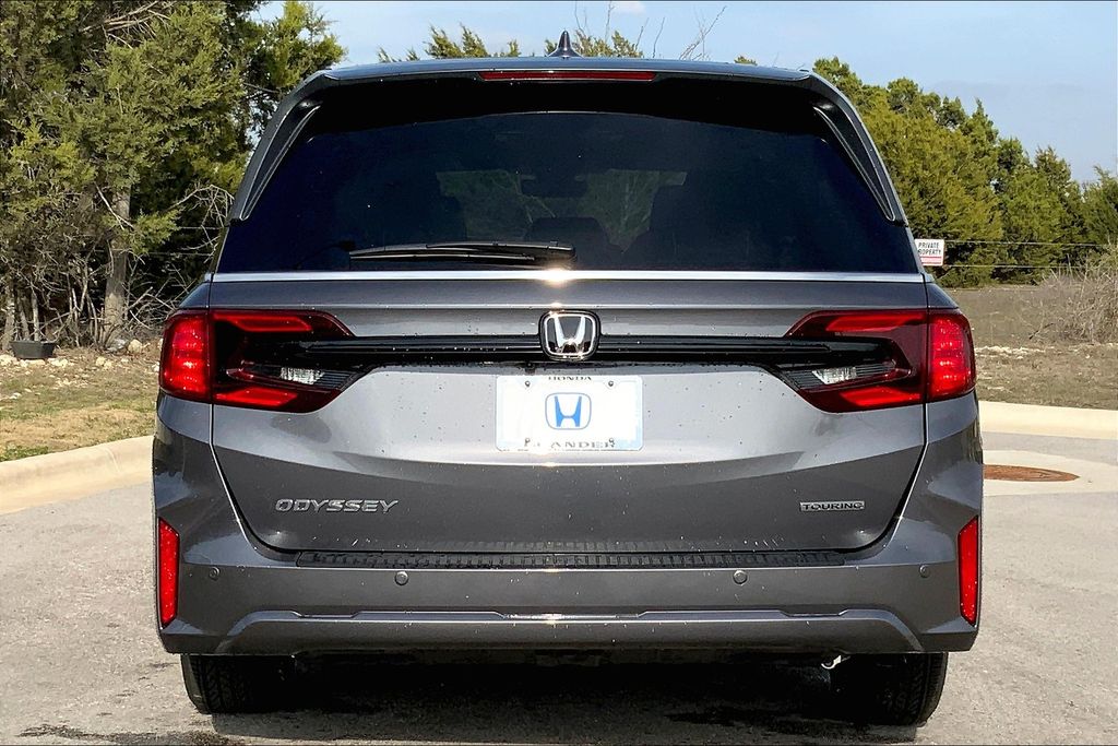 2025 Honda Odyssey Touring 4