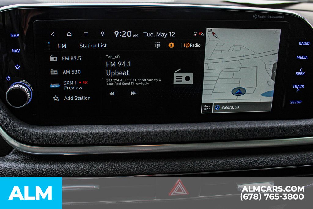 Used 2023 Black Hyundai SEL image 33