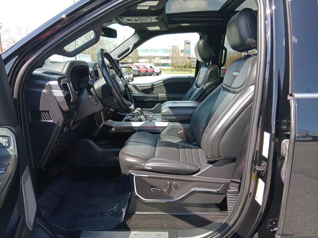 2022 Ford F-150 Platinum