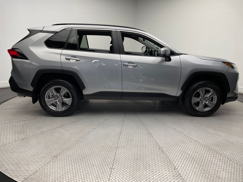 2024 Toyota RAV4 XLE 4