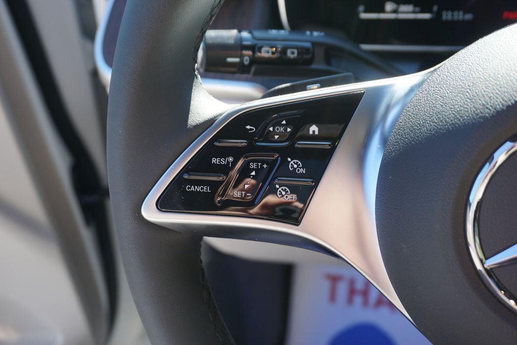 Thumbnail: 2026 Mercedes-Benz GLC - 28