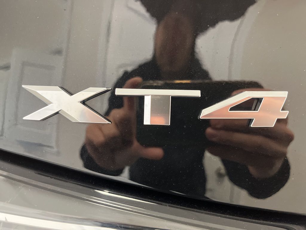 used 2023 Cadillac XT4 car, priced at $28,850