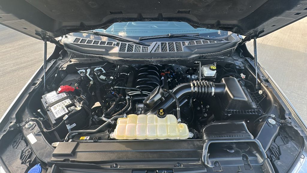 2023 Ford F-150 XLT - 2