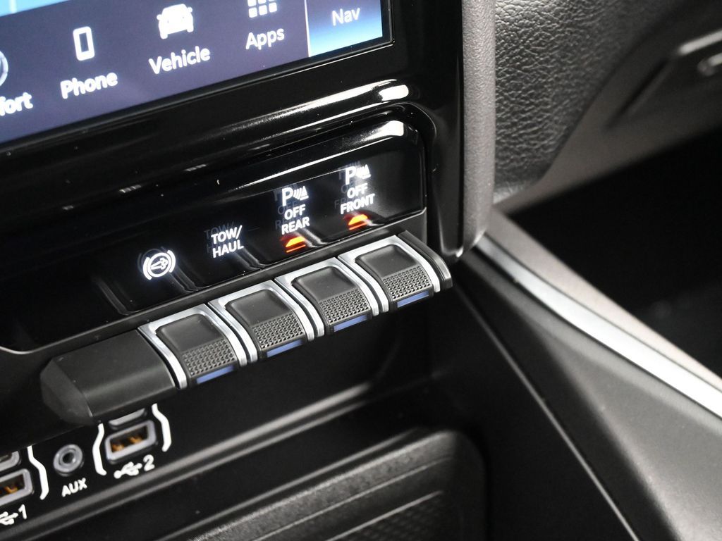 Used 2026 Diamond Black Crystal Pearlcoat Ram Big Horn image 25