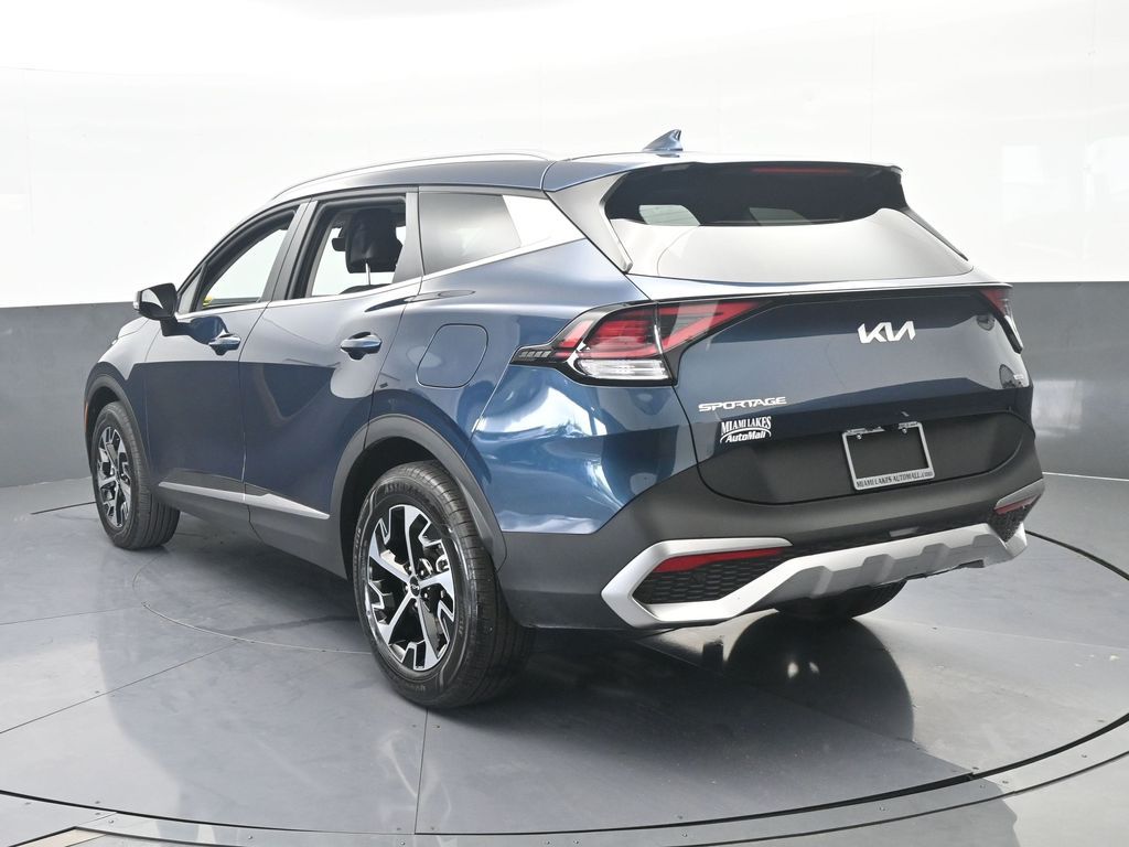 Used 2025 Vesta Blue Kia EX image 4