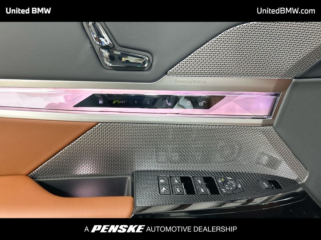 Thumbnail: 2026 BMW 7 Series - 11