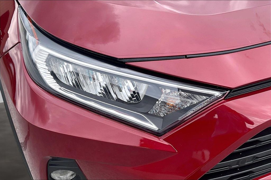 Used 2020 Toyota RAV4 SUV