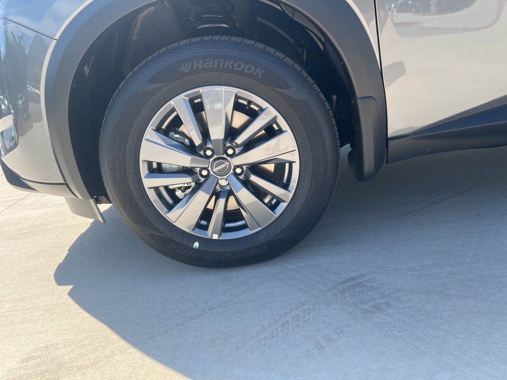 2025 Gun Metallic Nissan Pathfinder S FWD SUV
