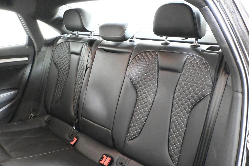 Thumbnail: 2017 Audi S3 - 4