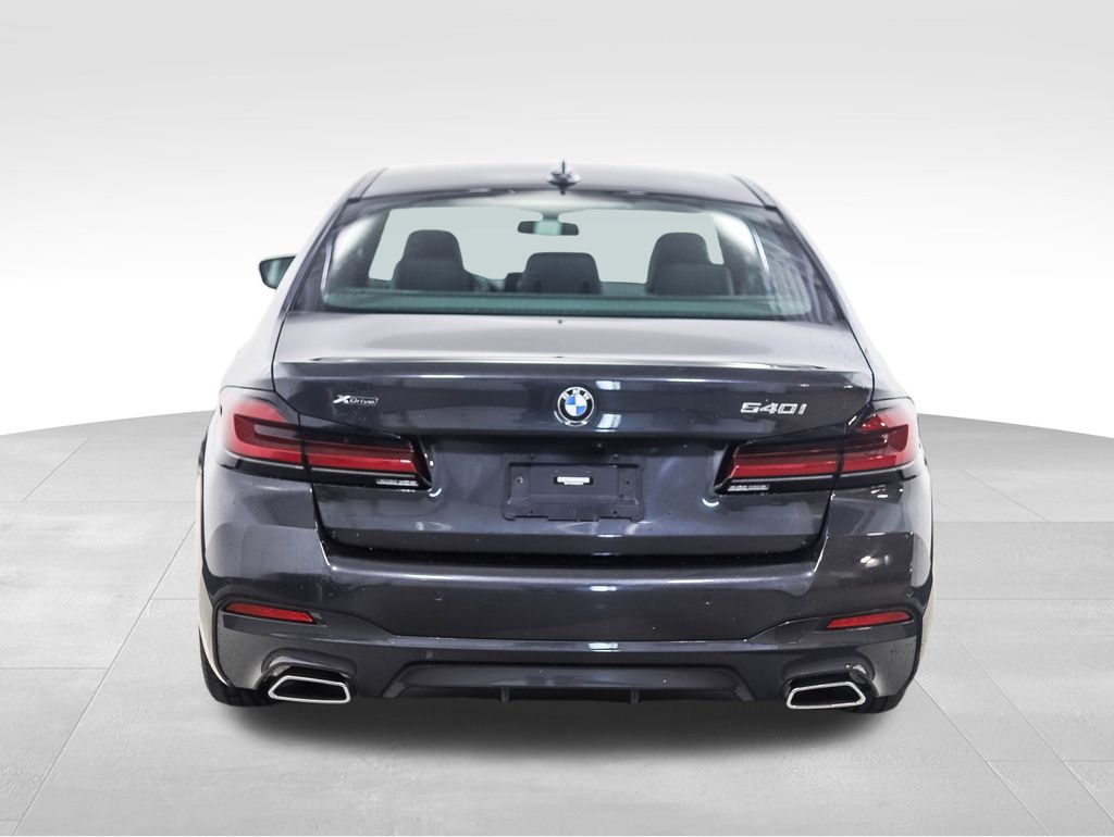 Thumbnail: 2022 BMW 5 Series - 4