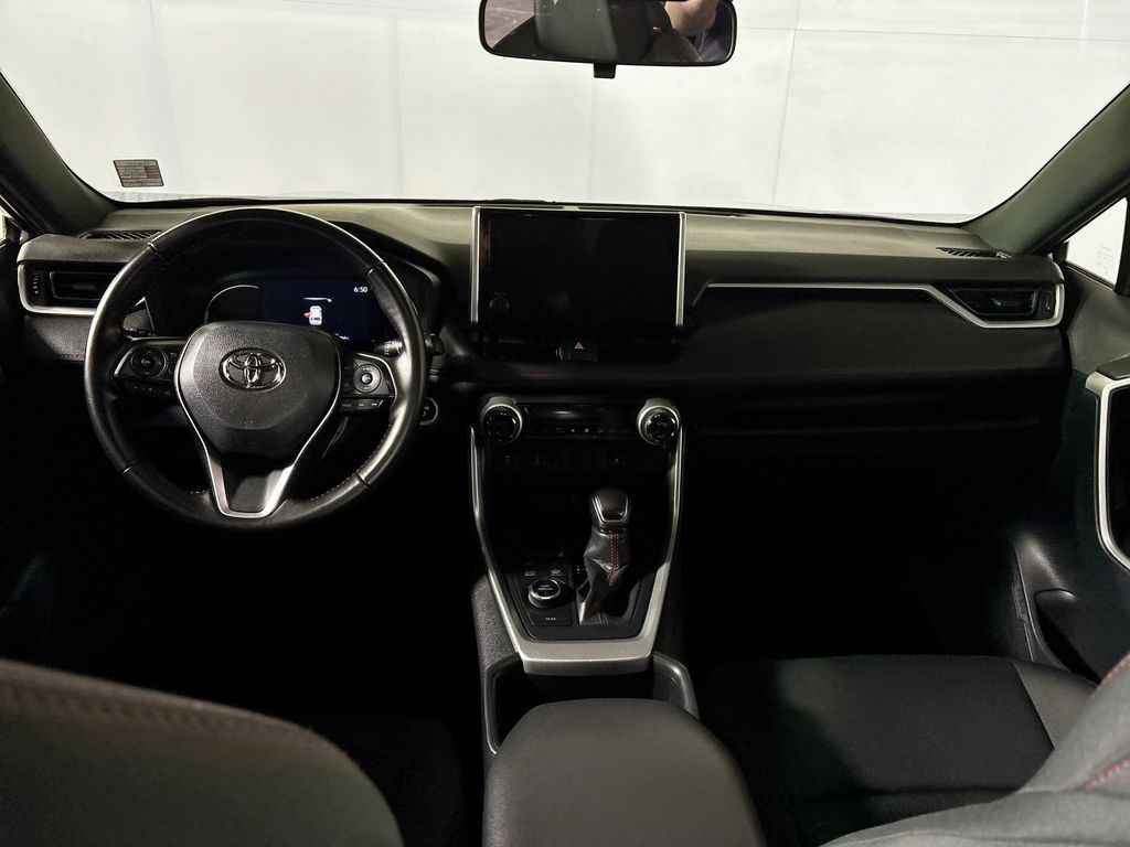 2023 Toyota RAV4 Prime SE