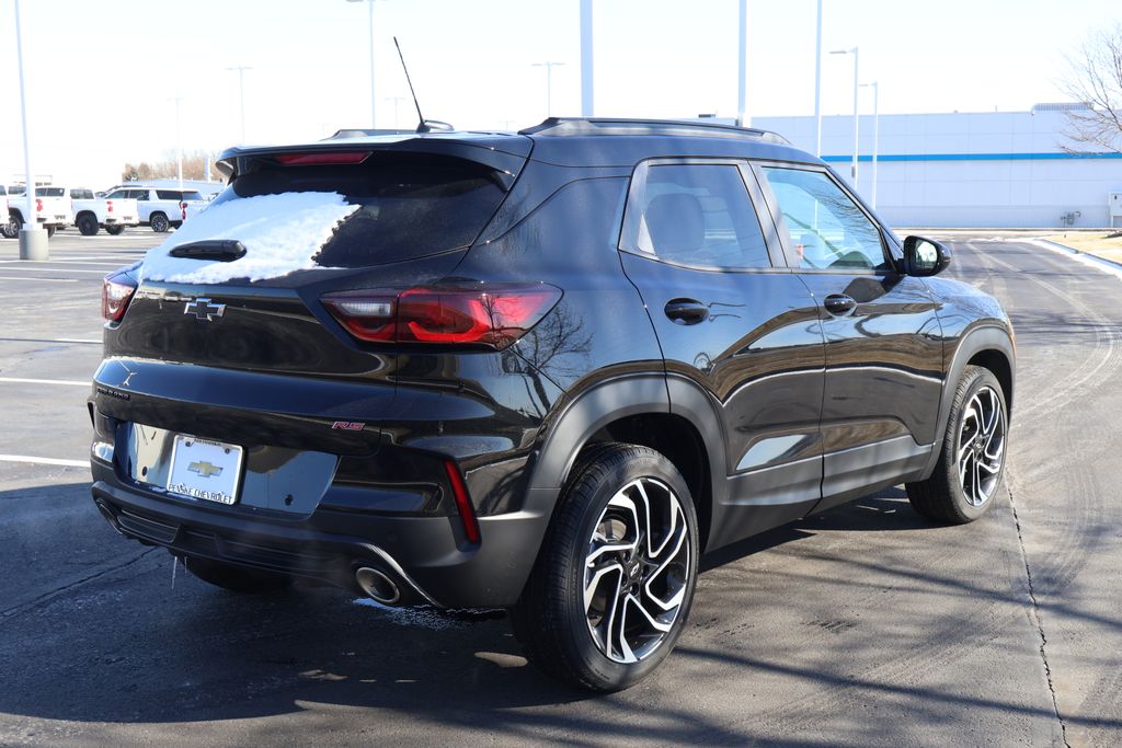 Thumbnail: 2026 Chevrolet TrailBlazer - 8