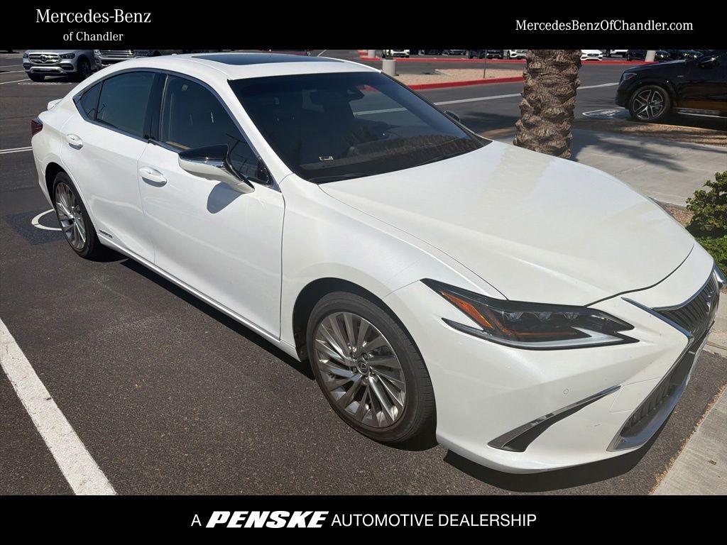 2019 Lexus ES Hybrid 300h Ultra Luxury FWD