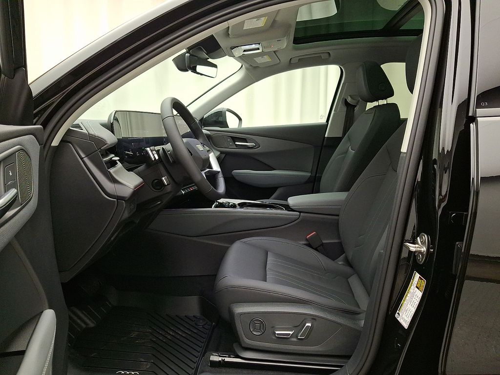 Thumbnail: 2026 Audi Q3 - 9