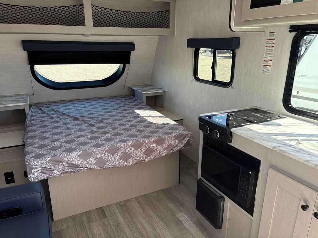 2025 Coachmen Remote 19R Travel Trailer