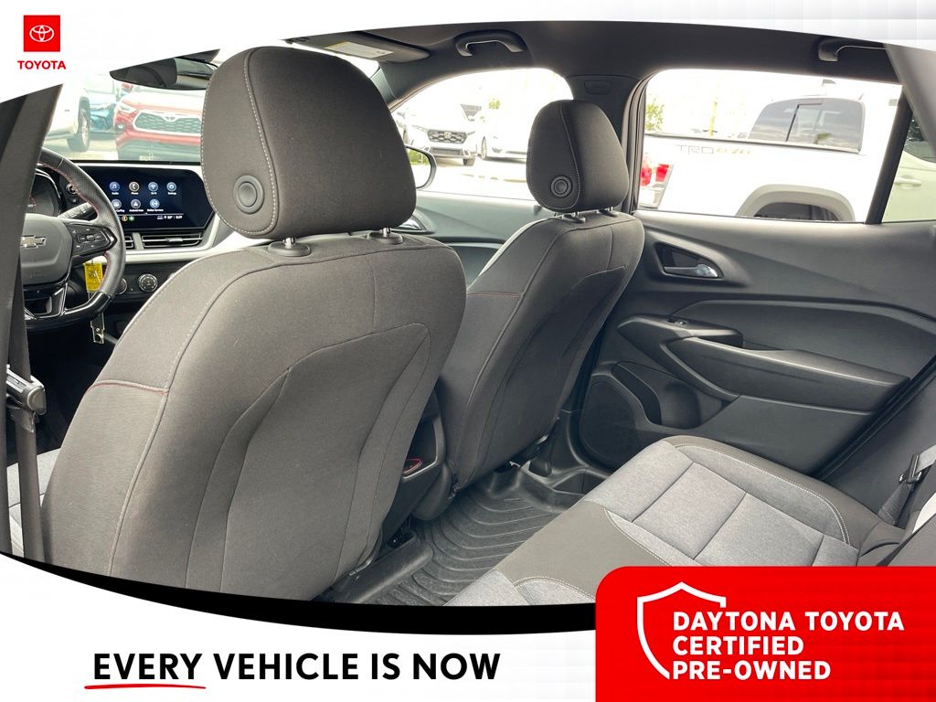 Used 2024 Chevrolet Trax SUV