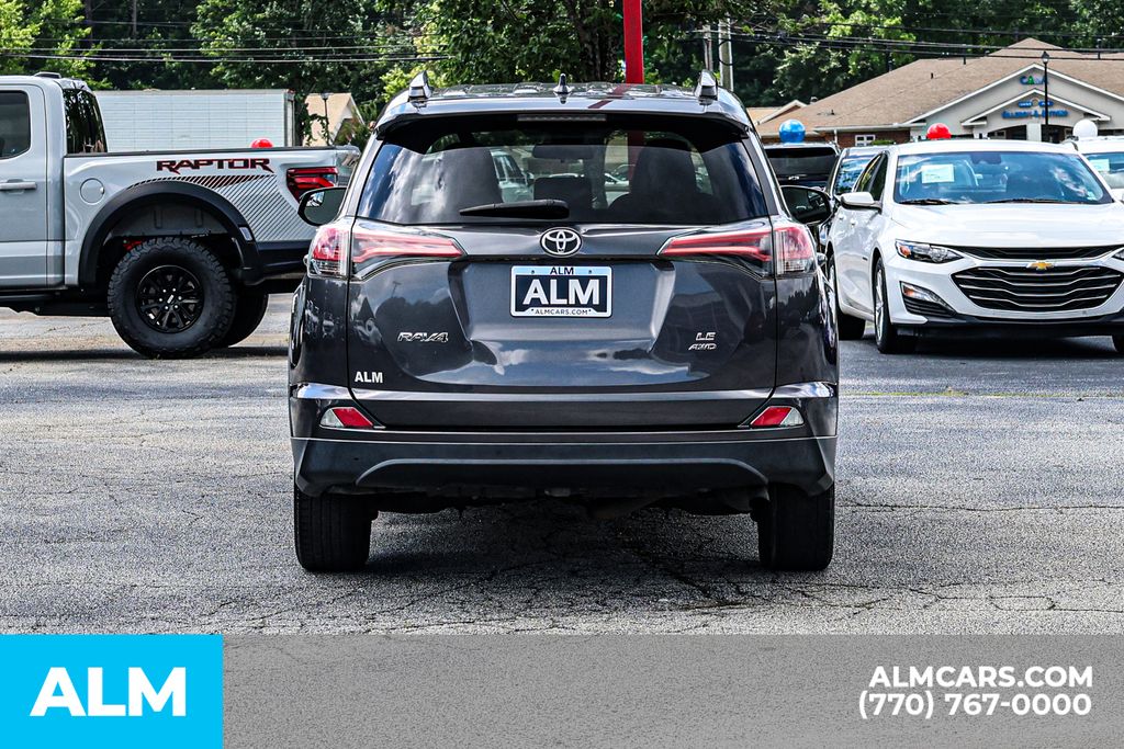 Used 2017 Gray Toyota LE image 12