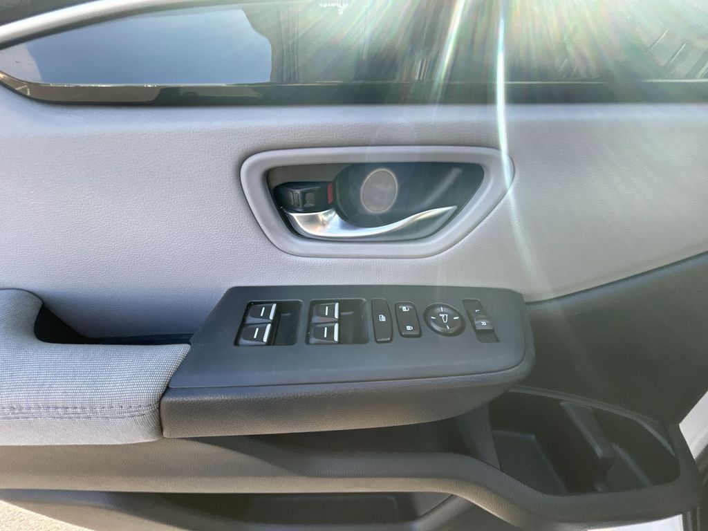 Thumbnail: 2023 Honda Pilot - 13