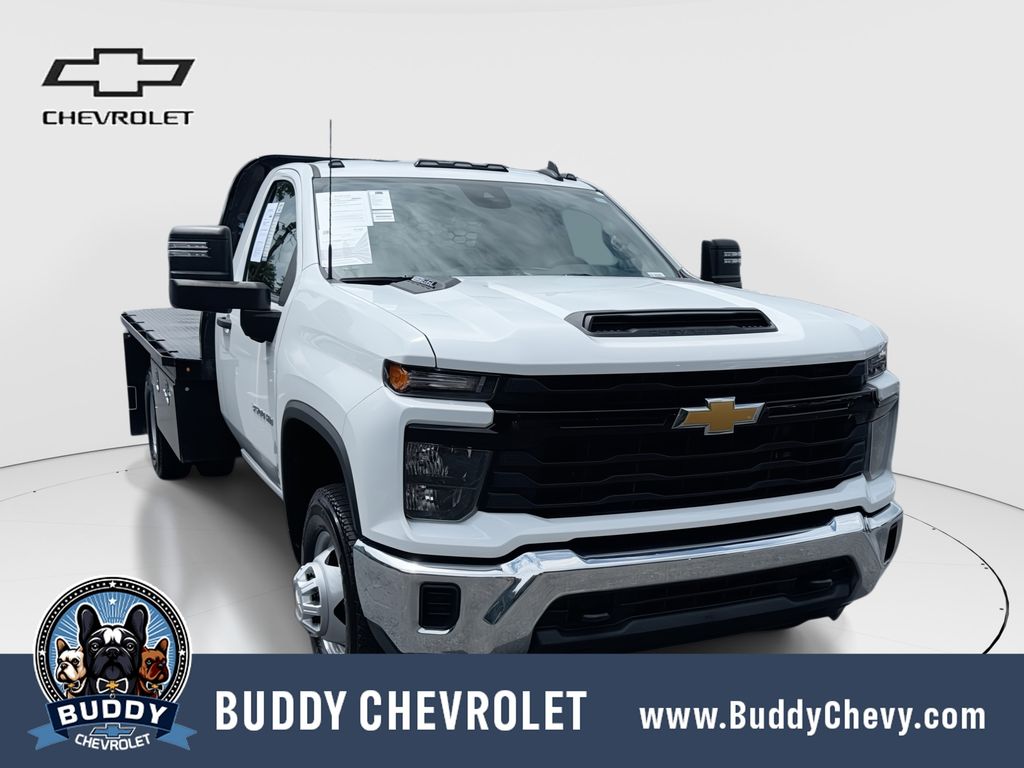 Summit White 2025 Chevrolet Silverado 3500HD Pickup Truck 4X2 Automatic