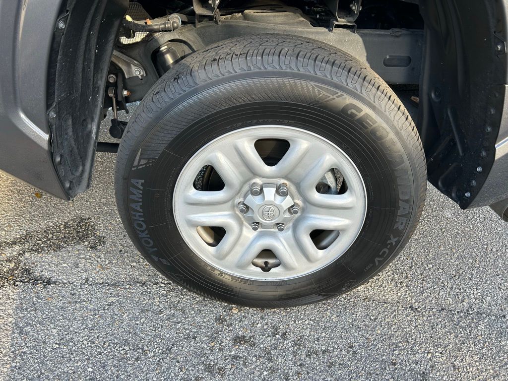 Thumbnail: 2025 Toyota Tundra - 9